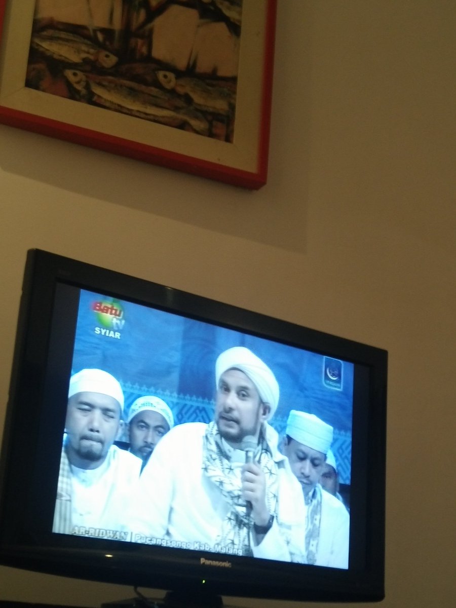 EndangRoes's tweet photo. TV Lokal. Syiar https://t.co/9yCDIk5gJ2