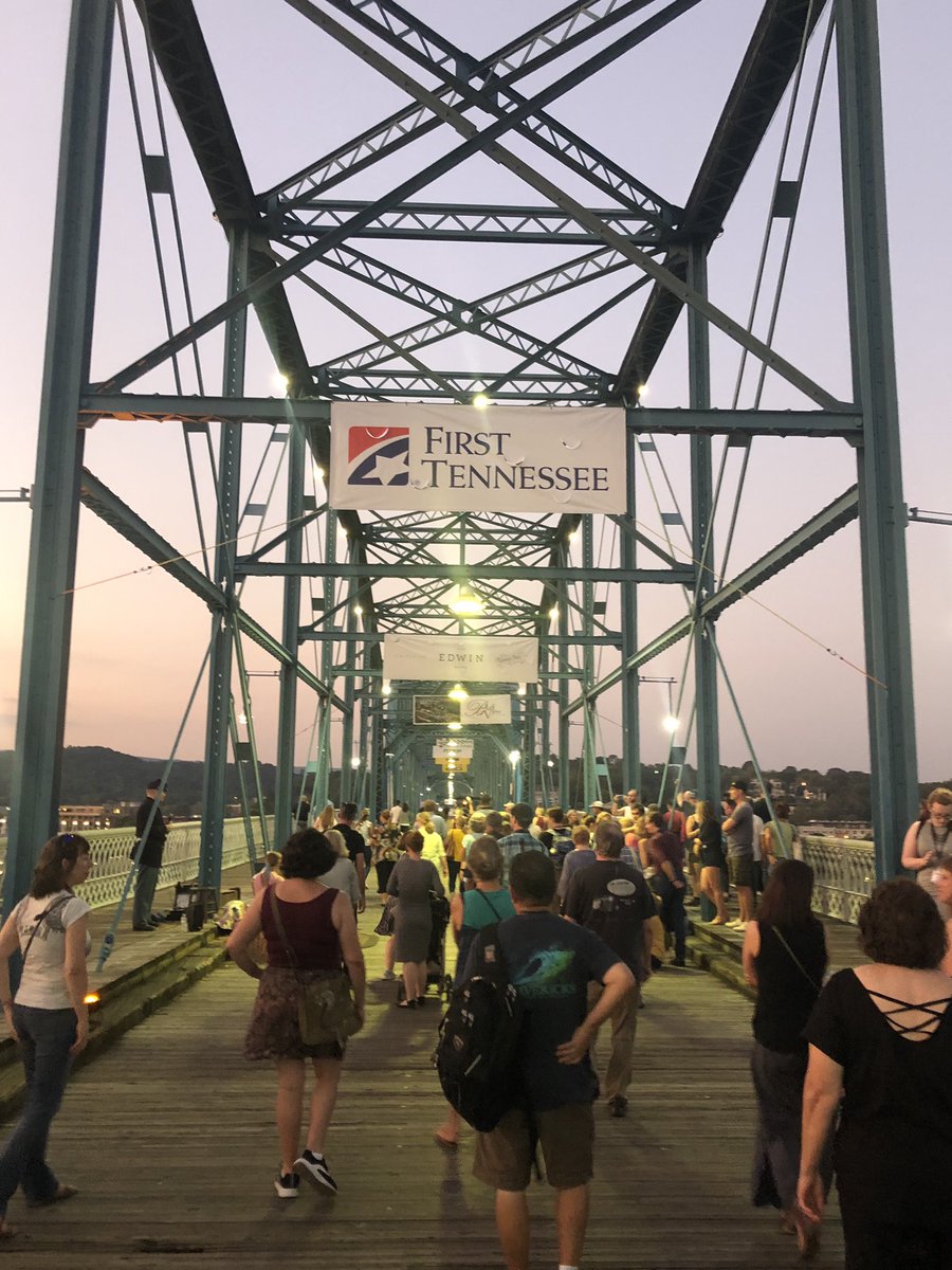 The Walnut Bridge built in the late 1800s was almost demolished. Now it’s one of the longest pedestrian bridges in the world connecting Chattanooga’s CBD to its North Shore #PlacemakingWeek