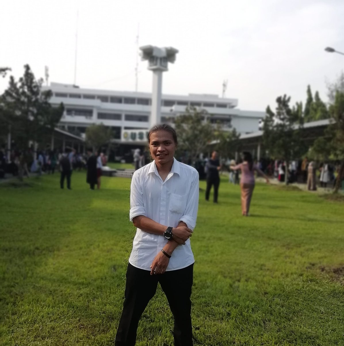 AfridoJimmy's tweet photo. Sarjana pengangguran! 💯 https://t.co/C6omQDYhYL