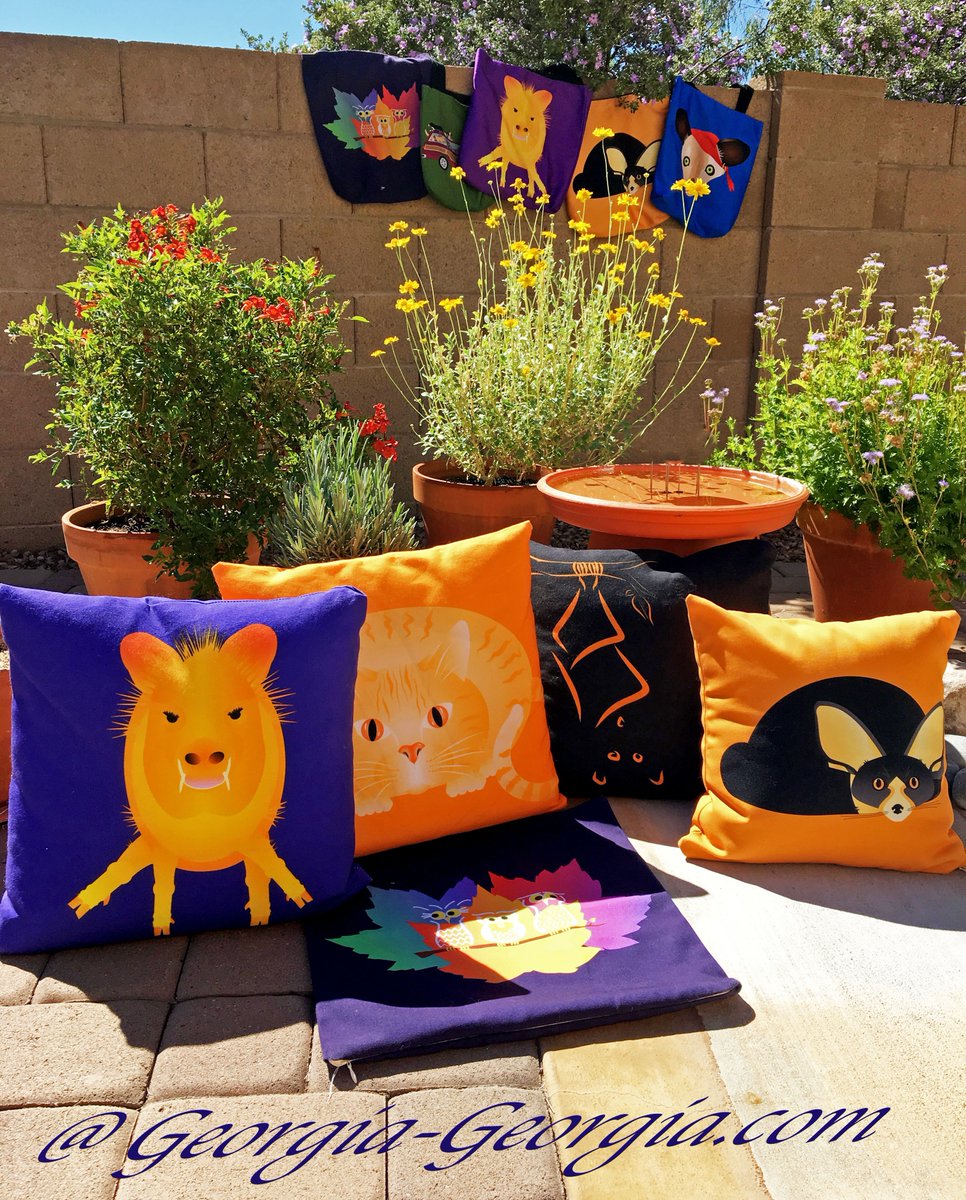 Georgia2xDesign's tweet photo. Get Autumn in Gear
Puff up your Pillows
Change out your Totebags
October is Here !!!
.
@ Fabulous Fall Fun @ https://t.co/hIulOfyMoq  https://t.co/Z1ksdVKCbx
.
#AyeAye #Pirate #Bat #Javelina #Owl #FennecFox #Fox #Cat #GrandWagoneer #October #Autumn #Fall #FindYourThing #RedBubble https://t.co/1WzRL4bU26