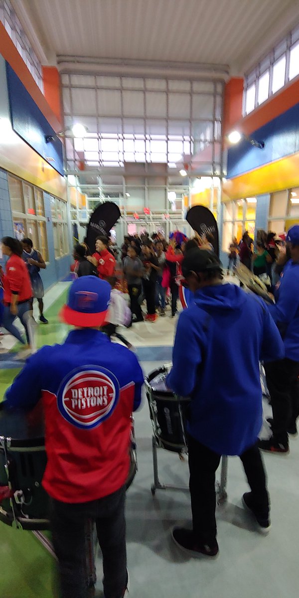 Detroitk12's tweet image. The students at Gompers would like to thank the Detroit Pistons for making "Count Day" 2019 one to remember!

#CountDay #StudentsRise #DpscdProud #Dpscd #Gompers