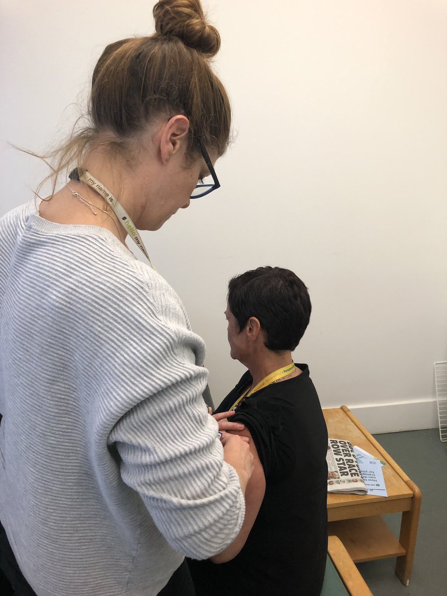 goldens2482's tweet photo. I’ve given many and been given a flu vaccination this afternoon, first time as a AHP Flu Peer Vaccinator, buzzing to be able to do something that improves the safety of our patients #AHPPeervaccinators #flukills #vaccinationssavelives https://t.co/Z3qKSGnCcw