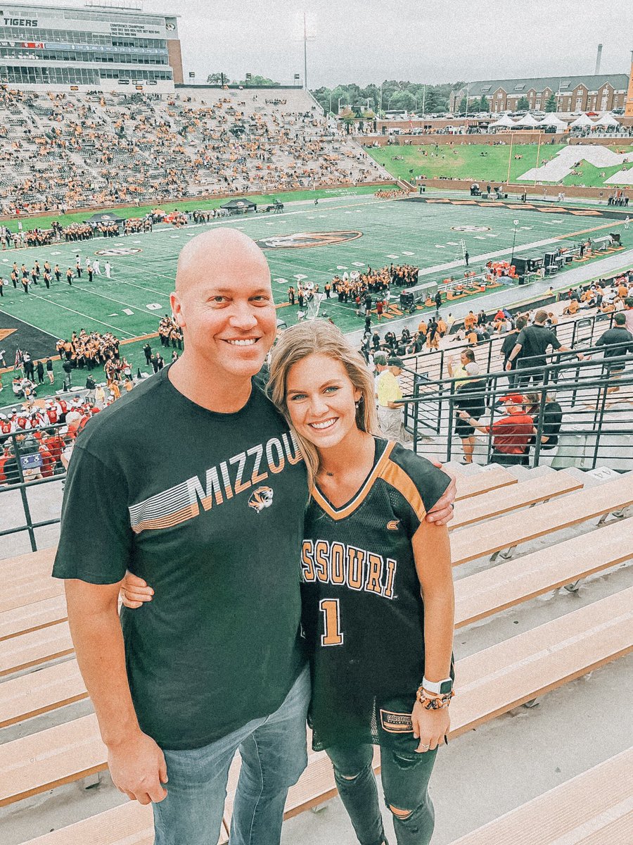 Looking back on a fun-filled weekend spent with our dads and wishing we could go back! We are so thankful for the fatherly figures in our lives who have helped shape us into the women we are today🥰