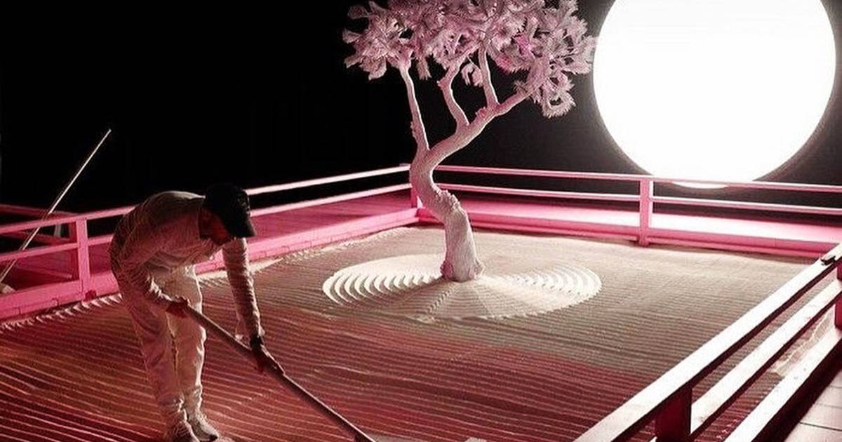 blogTO's tweet photo. The top 21 exhibits to see at Nuit Blanche this year https://t.co/vnUNrDM4wY #Toronto #Scarborough #NuitBlanche #nbTO19 https://t.co/02JipLyayU