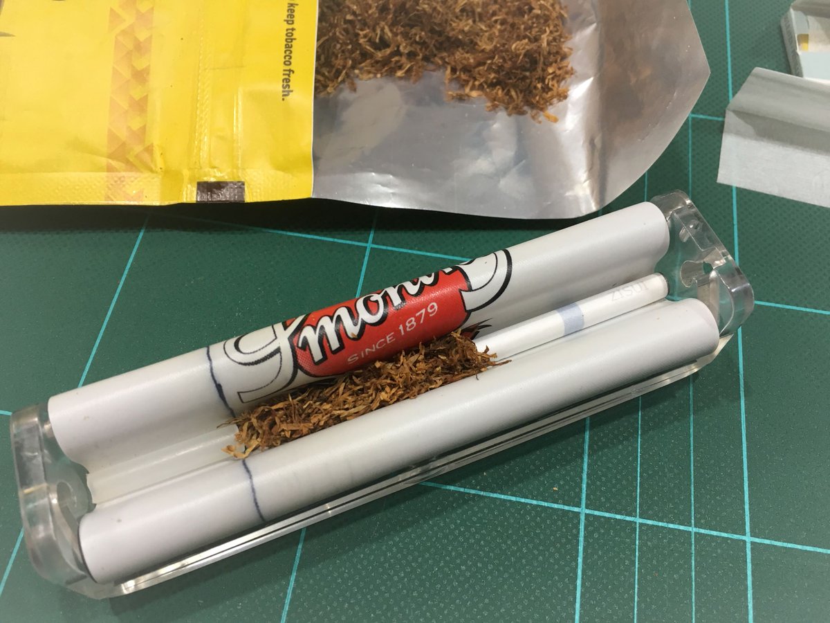 手巻きスティック 加熱式タバコ Fineiida Twitter