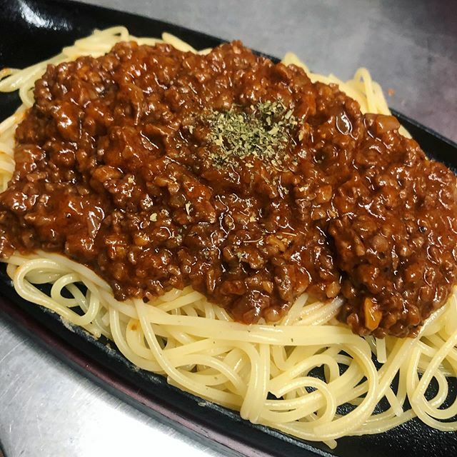 おんちゃんは呼吸する در توییتر 鉄板ボロネーゼ まかない ごはん スパゲッティ パスタ ミートソース ボロネーゼ デミグラス 米沢牛 洋食 カーボローディング アルバイト募集中 いわき市 植田 牡丹苑 T Co Egntkwqjah T Co 2167x3qx