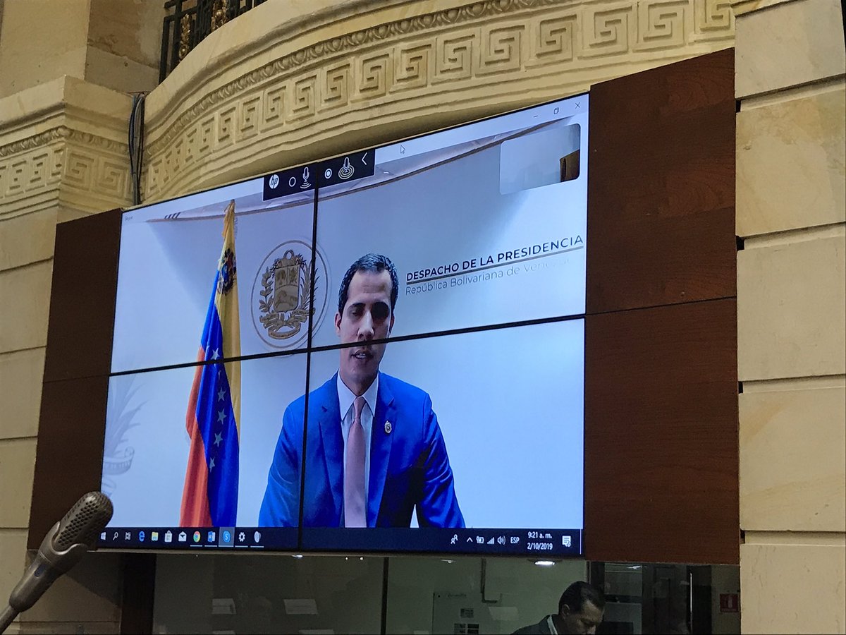 PaolaHolguin's tweet photo. En este momento interviene el presidente de Venezuela vía Skype @jguaido reconociendo los esfuerzos de la región y haciendo un balance de la situación en el país #ParlamentosDeAmericaPorVenezuela https://t.co/WzmQcVtPY4