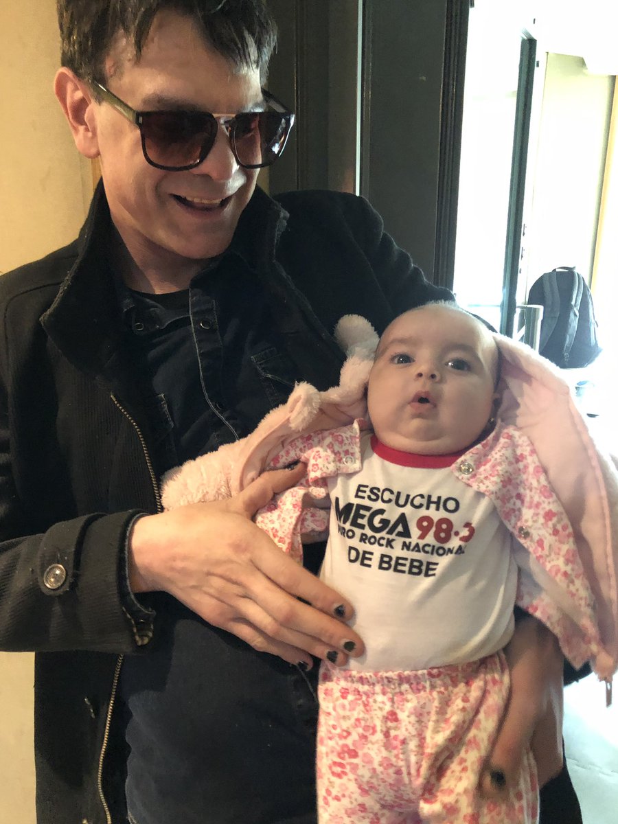 Llegó Toti con su hija Ámbar para presentar el primer CD/DVD de <a href="/jpordioseros/">Jovenes Pordioseros</a> “Viva el Rock and Roll” 
#JovenesPordioserosEnMega