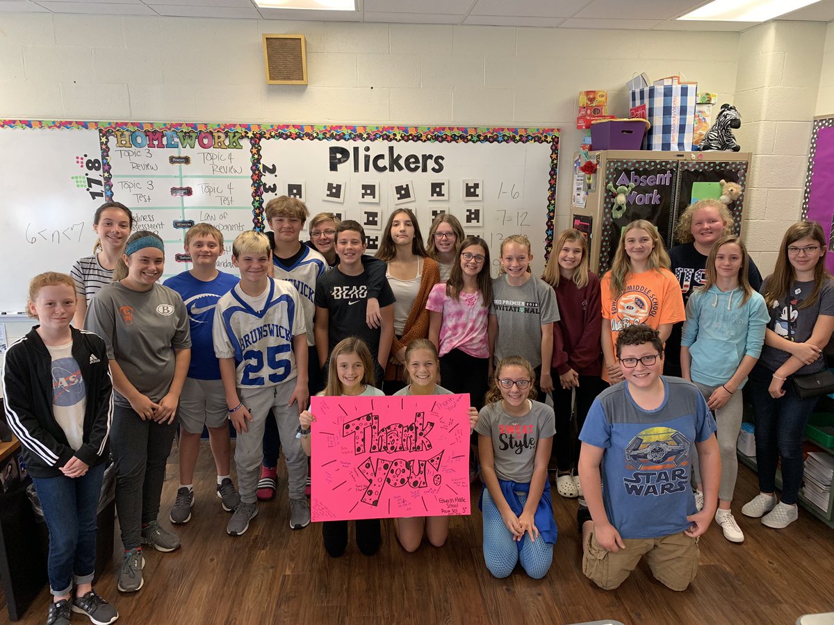 mrs_solonyna's tweet photo. HUGE shout out to Sugar Hive Bakery! 3rd period thanks you so much for making our day so much sweeter!  #cakeforbreakfast #midweekcelebration #EMSPride https://t.co/yIQ5ew83aD