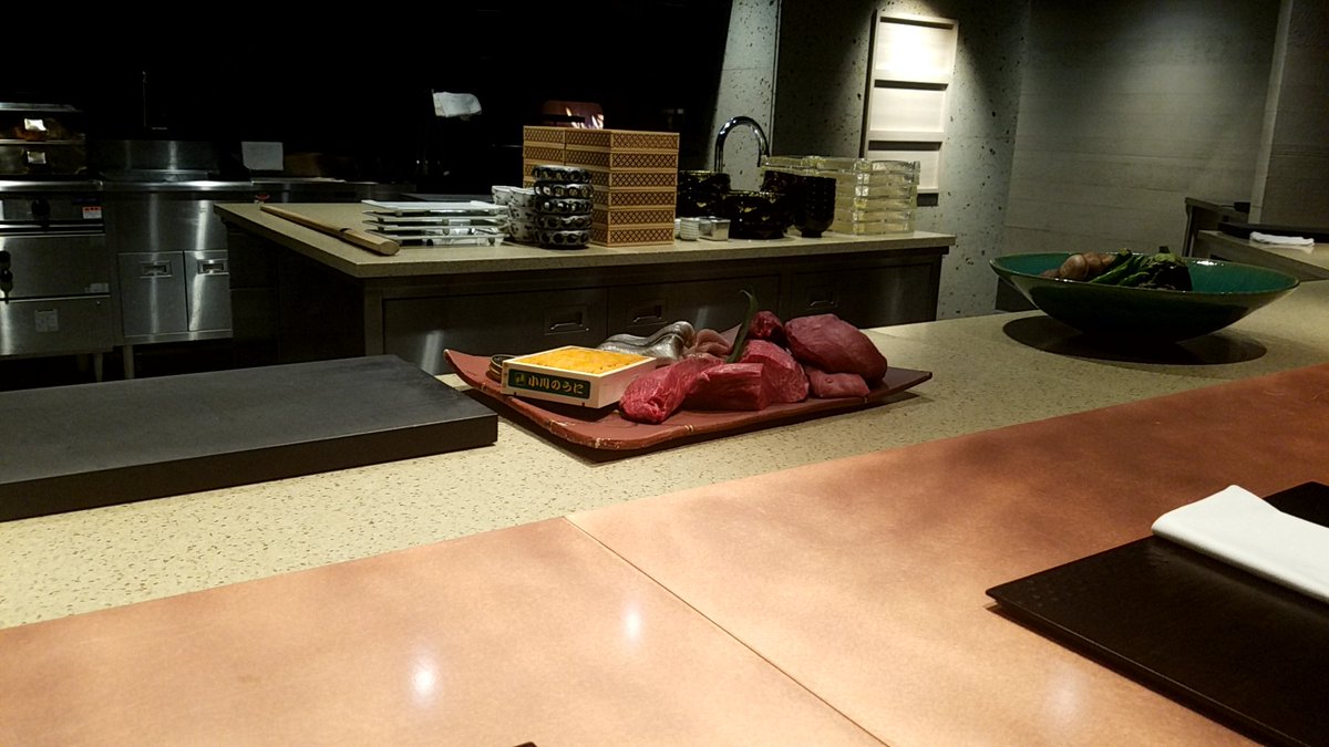 rintaro929's tweet photo. めちゃくちゃ旨い
こんな事したらお店赤字
#松戸#窯焼き割烹黒泉#ミシュラン https://t.co/OPFhyNDpdO