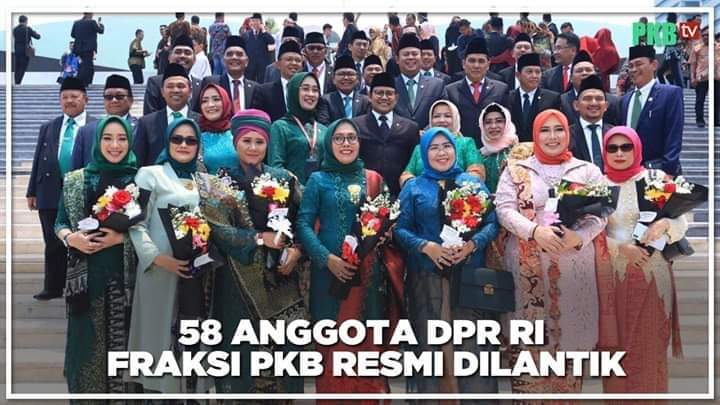 PohanNow's tweet photo. Selamat kepada pasukan lebah,,, semoga Ibu Pertiwi dapat dilayani lebih,,,,
@cakimiNOW @EmHasanuddin @hanifdhakiri @Helmy_Faishal_Z https://t.co/usY7RuU8Y5