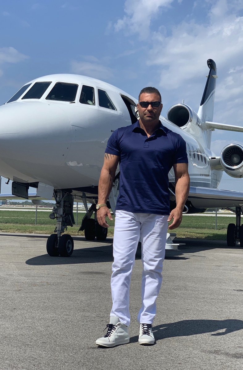 EdMylett's tweet photo. Be careful not to judge people whose dreams are different than your dreams. If you’re dreams are about the service of other people, be careful not to place judgment on somebody who might want something material oriented … Perhaps you do not know their background or reasons https://t.co/ZSan4wR1NX