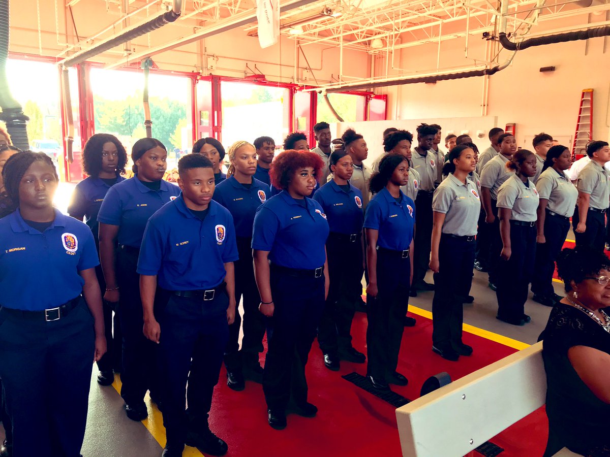 PIOMarkBrady's tweet photo. Malik Alexander was awarded today by #PGFD Fire Chief @BenBmbarksdale for actions where Malik used skills he learned as a @pgfdcadets to successfully remove a critically injured person from a burning vehicle. Attending were current Cadets, family &amp; @CHFlowersHigh Principal Brown https://t.co/BrogQlFa2S