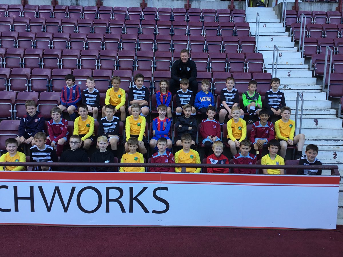 heartscoaching's tweet image. Over 1⃣0⃣0⃣ youngsters will join us over the next 2⃣days @TynecastlePark_ from 8⃣ Edinburgh Primary Schools.

The afternoon's will consist of

Player led 3v3 Expo ✅
Tour of Tynecastle Park ✅
Photo with Club Ambassador Gary Locke✅ 

Stay tuned tomorrow for more of the action