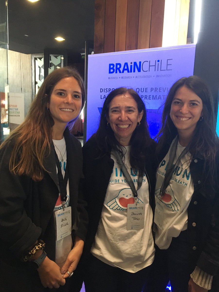 TransferenciaUC's tweet photo. PIMÚN, sincronizador respiratorio no invasivo que previene las apneas en infantes, también es finalista de #BRAINChile2019. Es liderado por la egresada de @DISENO_UC María Jesús Alvarez y apoyado por la académica de @FacMedicinaUC Dra Paulina Toso. https://t.co/X2sWaRB2g9