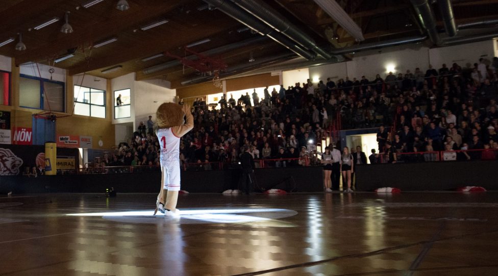 Basket Flames tweet media