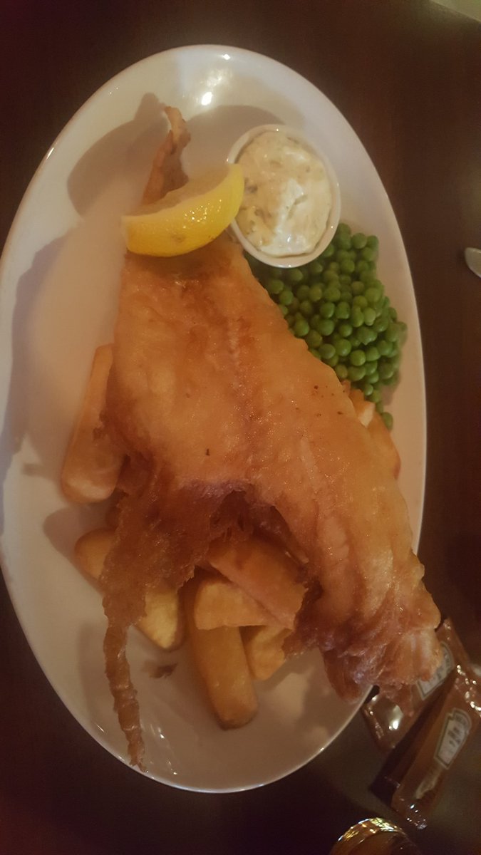 Charlie1tgy's tweet photo. Liking my food a little too much this week! Next two days are assessments and exams so better behave tonight and study #compextraining https://t.co/bMMYHq3bRQ