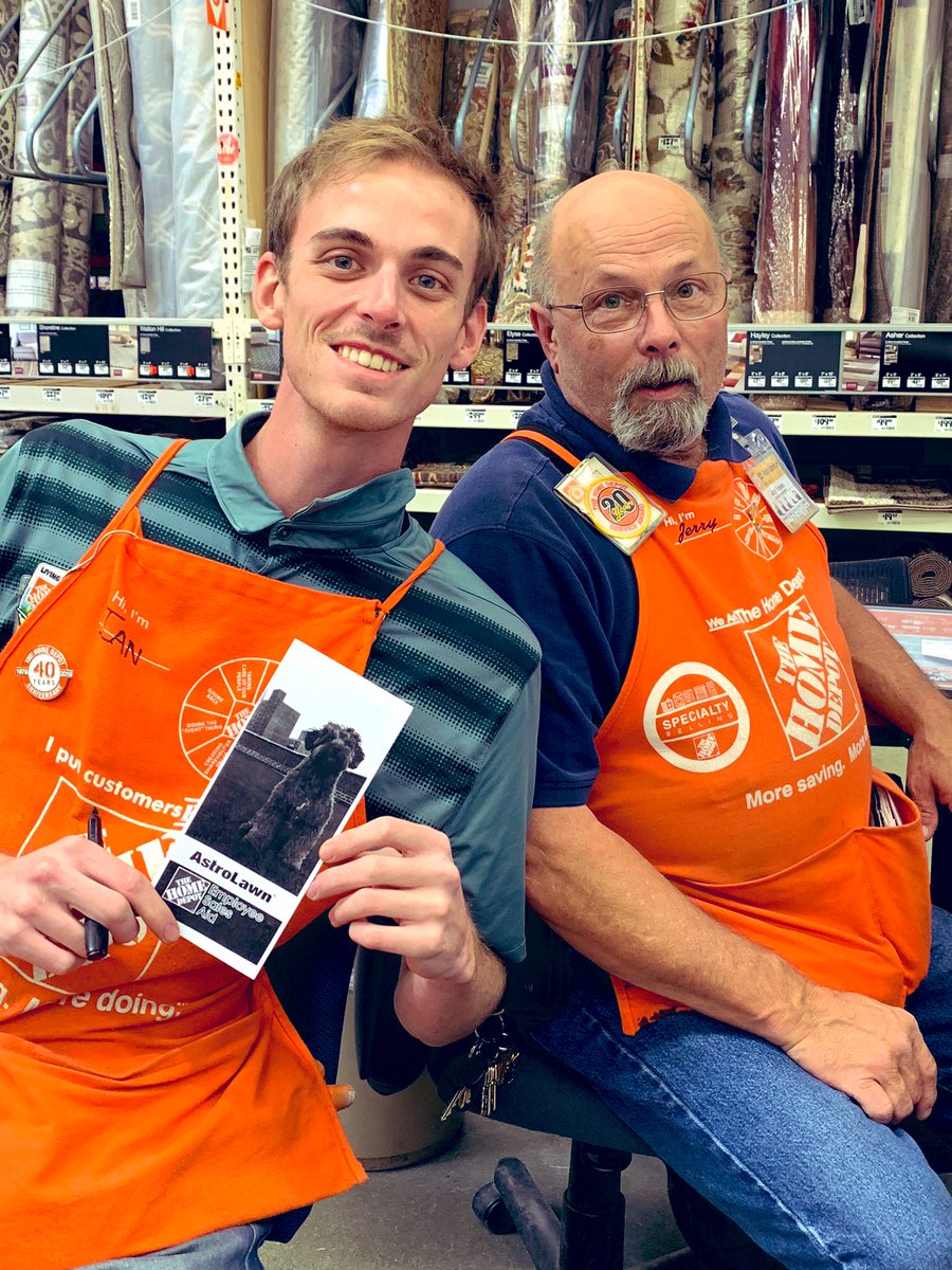 PNWAstroLawn's tweet photo. ☀️Good Morning!!!☀️ 
🎉Thank you #Poulsbo, #Silverdale, &amp; #GigHarbor for you time yesterday!!🎉 👻@ChristinaLYoun2 @SeattleD317 @THDALEC_DSMPNW @LanceSauber @CorporateLarry @WandaHealeyTHD @Amanda55496929  #October1st #WashingtonState #TheHomeDepot #Pro #HappyOctober #orange👻 https://t.co/hM2TNh7nkV