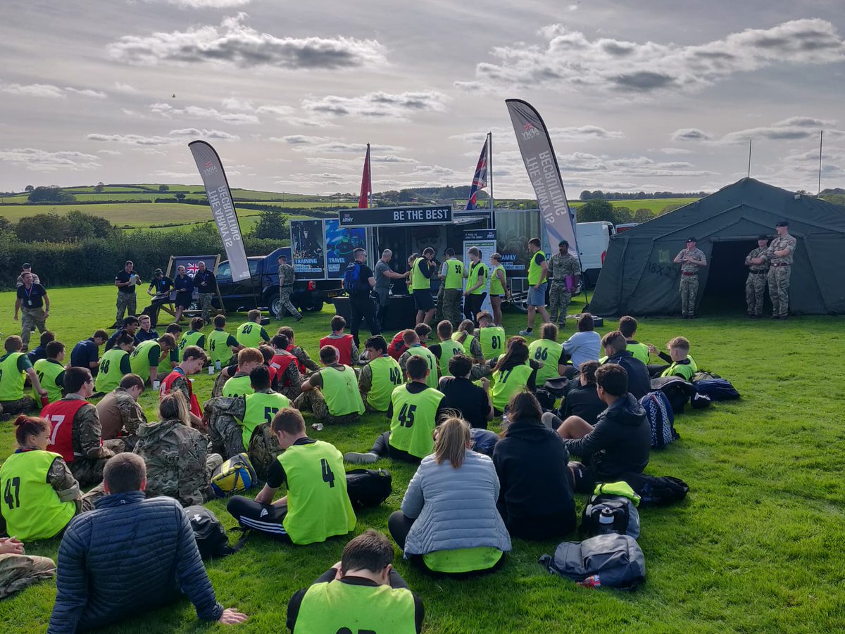 PlymouthACC's tweet photo. Excellent day at @DuchyCollege presenting our public service challenge. Lots of stands activities and prize giving &amp; the sun even came out🏅 Thanks to everyone for your participation.  @armyjobs @BritishArmy #publicservicechallenge @bethebest https://t.co/es3LL4IJVx https://t.co/BOCEUyz7E2