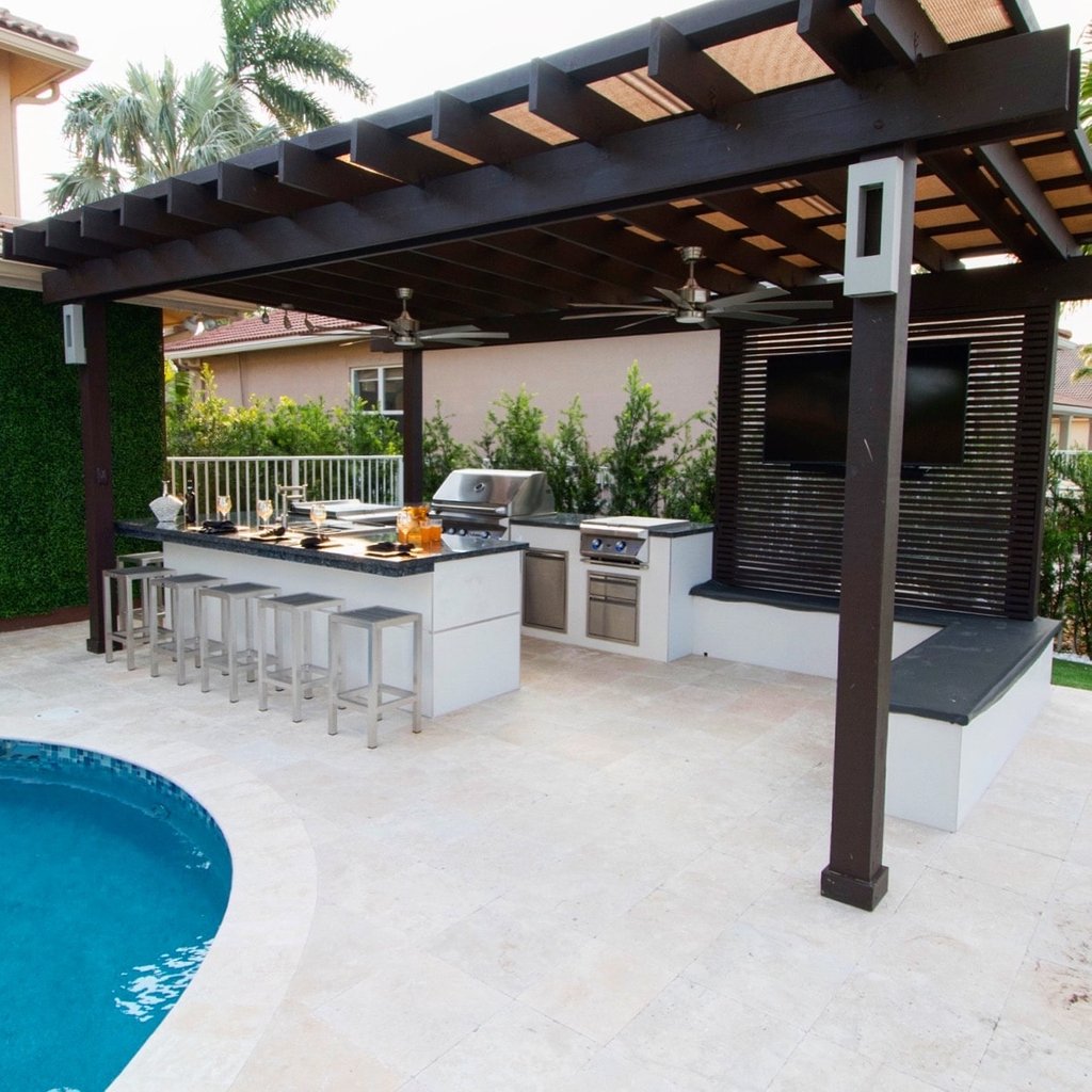 PatioDistrict's tweet photo. Here is how you combat the #SFL heat! We are experts when it comes to #Pergolas.

.
.
.

#PatioMakeovers #OutdoorLiving #PremiumPatios #DesignerPatios #LivingSpaces #OutdoorLivingSpaces #ThePatioDistrict " https://t.co/v4VndWP91g
