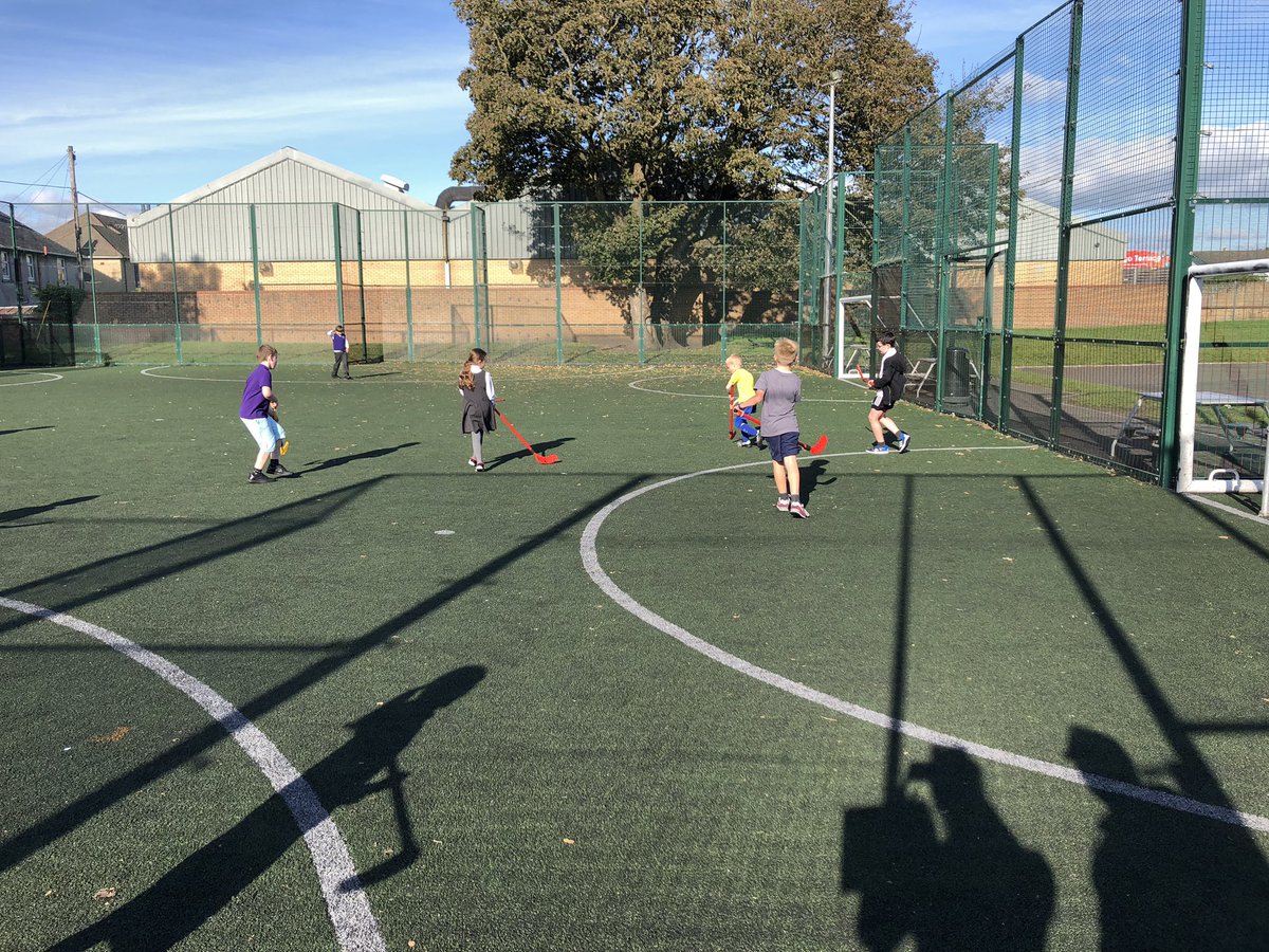 ASGreenwood1's tweet image. P3/4 ball hockey today @glebeps with Mr Wilson &amp;amp; @NAActiveSchools S3/4 leadership leader JW great to see so many taking part and outside enjoying the sun! ⭐️ @audreynolan