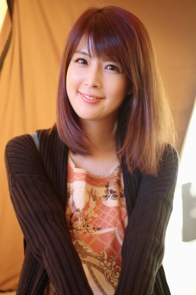 playboyangel720's tweet photo. やっほー！おひさ。
久しぶりのツイートになったけどみんな元気だったかなあ？(^ ^)
10月入ったのにまだまだ暑いね☀️
全然大歓迎なんだけどね(о´∀`о)
暖かくて幸せ(*^_^*) https://t.co/AHoWtQ7q1Z