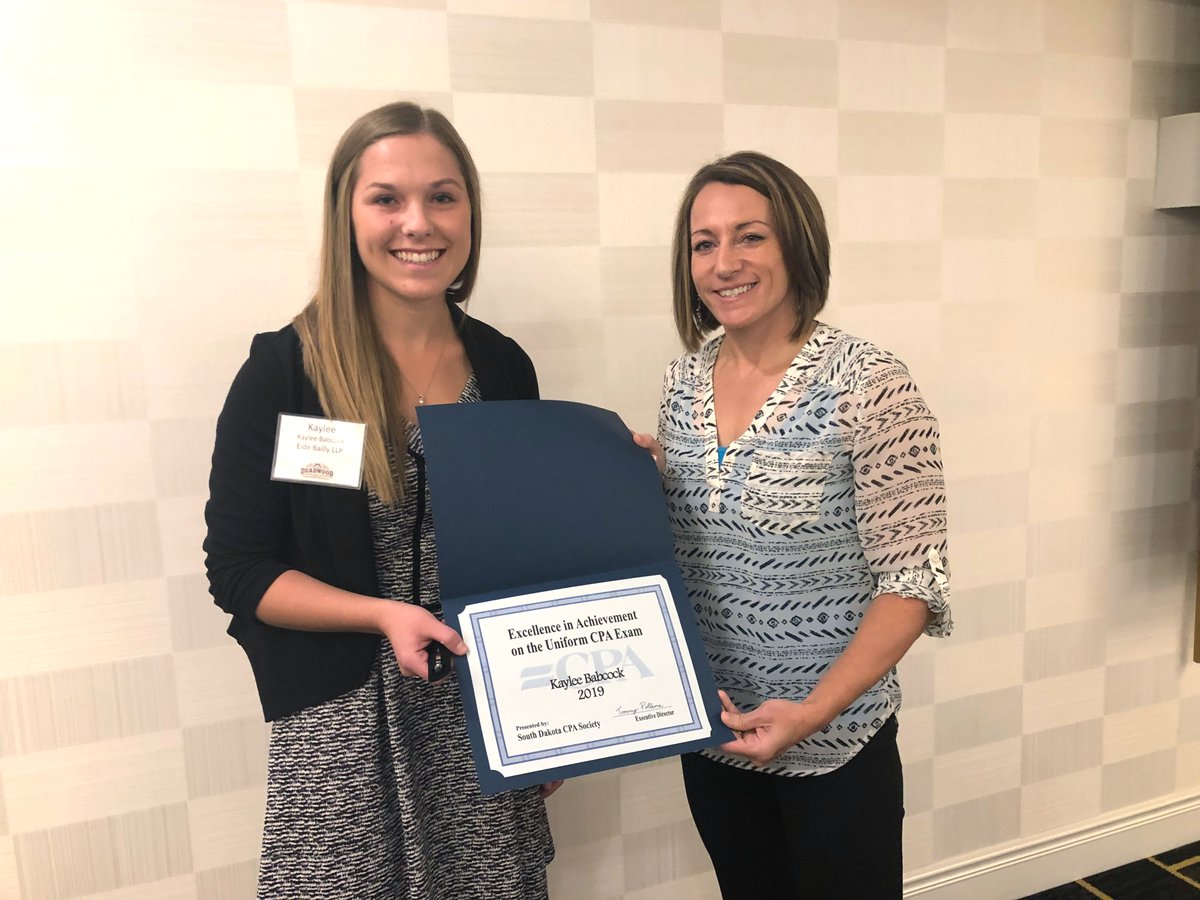 Eide_Bailly's tweet photo. 🎉 Awesome honors from @SDCPASociety in Aberdeen! 
• Tax Assoc. Kaylee Babcock was recognized for earning 1 of the highest cumulative scores on the CPA exam. 
• Tax Partner Tim Bergstrom was honored w/the Committee Person Award for outstanding service on a committee. #InsideEB https://t.co/L9OhtptJHe