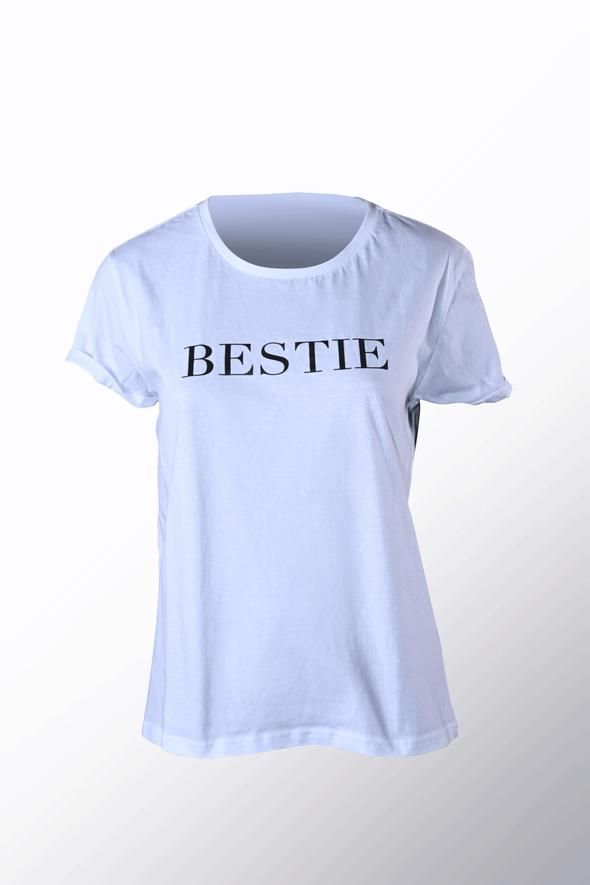 BRPPL_'s tweet photo. NEW IN!
Our "BESTIE" t-shirt!!
https://t.co/VXYNeW6v52
#brppl #womensfashion #basicapparel #affordablefashion #lafashion #minimalistfashion #cottontshirts #womenstshirt https://t.co/7TagERNKm5