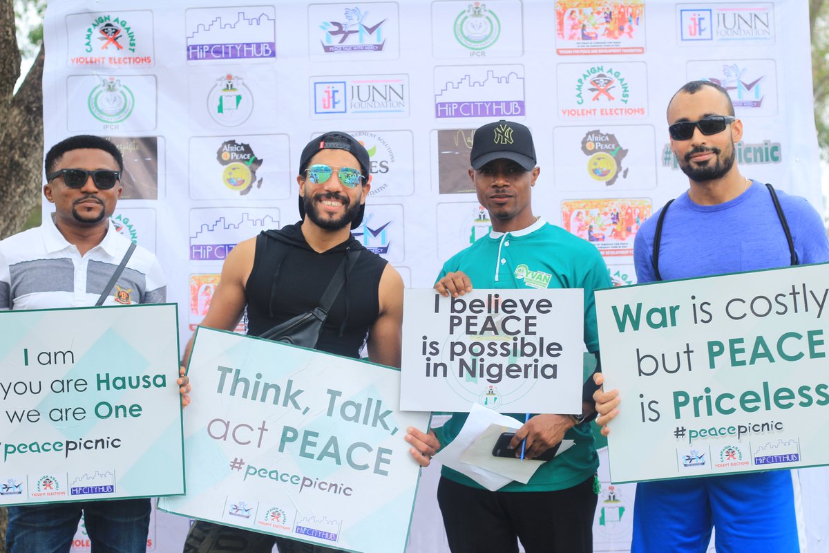 HipcityHub's tweet photo. Yesterday at the #PeacePicnic organized by @HipcityHub, @cave_2019 &amp; @MercyEbute and other partners we took time to educate youths on the importance of peace promotion, stereotyping as conflict triggers. #AbujaTwitterCommunity @ossap_sdgs @NGYouthSDGs https://t.co/3N8htsWylW