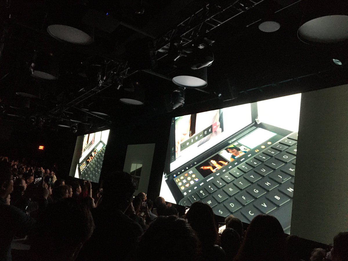 branttom's tweet photo. Here’s the Surface Neo foldable concept. Won’t be ready for another year at least. #MicrosoftEvent https://t.co/b4g67eLQKu