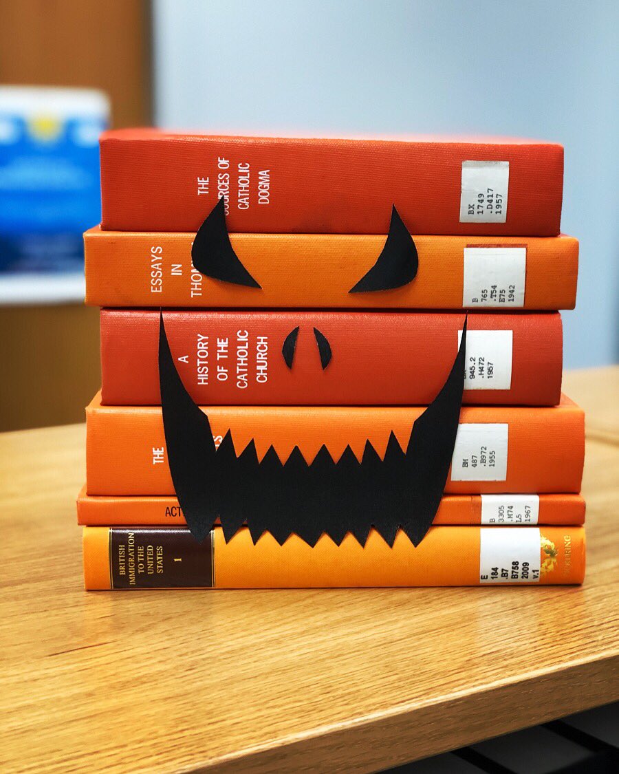mulibraries's tweet photo. Itโs SpOoKy TiMe here at Marymount! Check out our book-o-lanterns ๐๐ #LibraryHalloween #HalloweenatMU https://t.co/01xpRyD1YI
