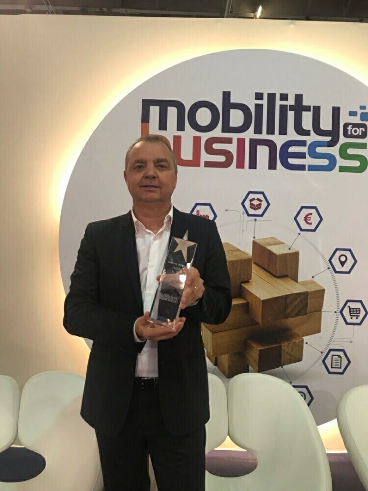 ServiceMax's tweet photo. We won the Jury Award (Judge’s Choice) at Les Mobility Awards 2019 in Paris! It recognizes the technology innovation of Zinc in addressing the mobility requirements of field service technicians.
Congrats to all the #MobilityAwards winners!
#M4B #mobilityforbusiness https://t.co/uJdz4gPLIM