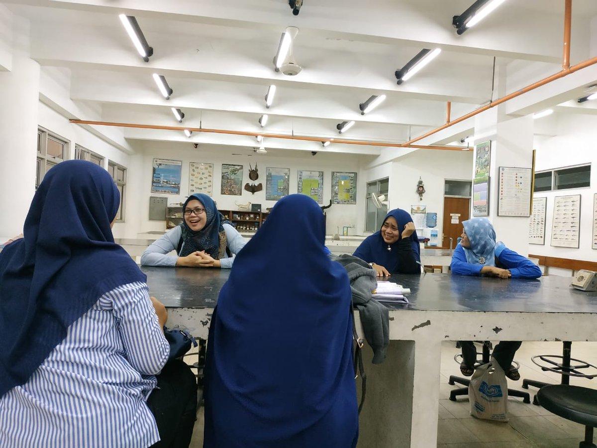 biogama99's tweet photo. Keseruan lainnya di acara reuni 28 Sept yg lalu... Kapan lagi kita ngumpul yaaa? https://t.co/KCotdRctME