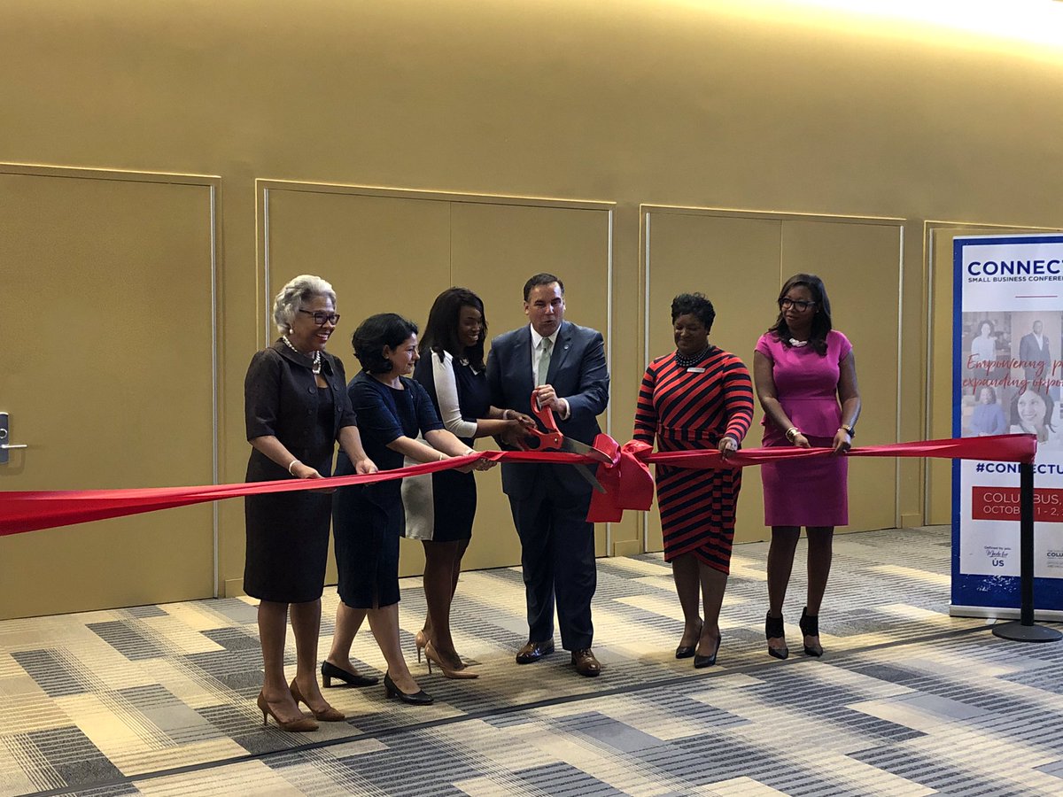 sdfavor's tweet photo. Great conversation this morning to kick off the ConnectUS Small Business Conference with a dynamic panel led by @mayor_ginther and @repbeatty
#connectus19 https://t.co/OQRkLNBVgg