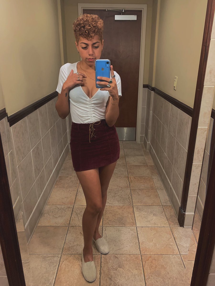 juiceblends_'s tweet image. when i tell you i confused everyone @ my job this morning, a fucking flex