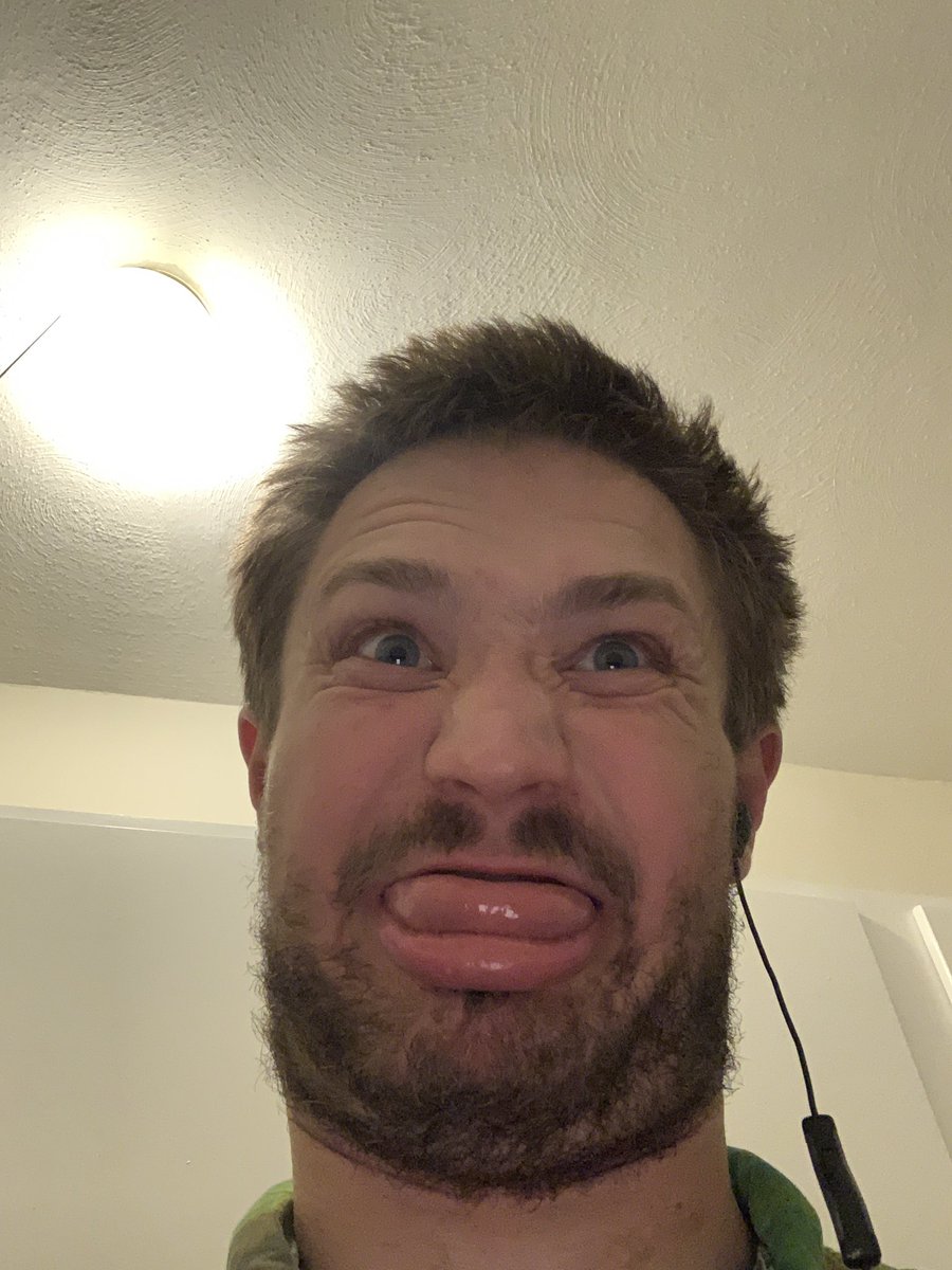 samcgl's tweet image. Big exam today. As you can tell I’m prepared for it. 🦠🧬