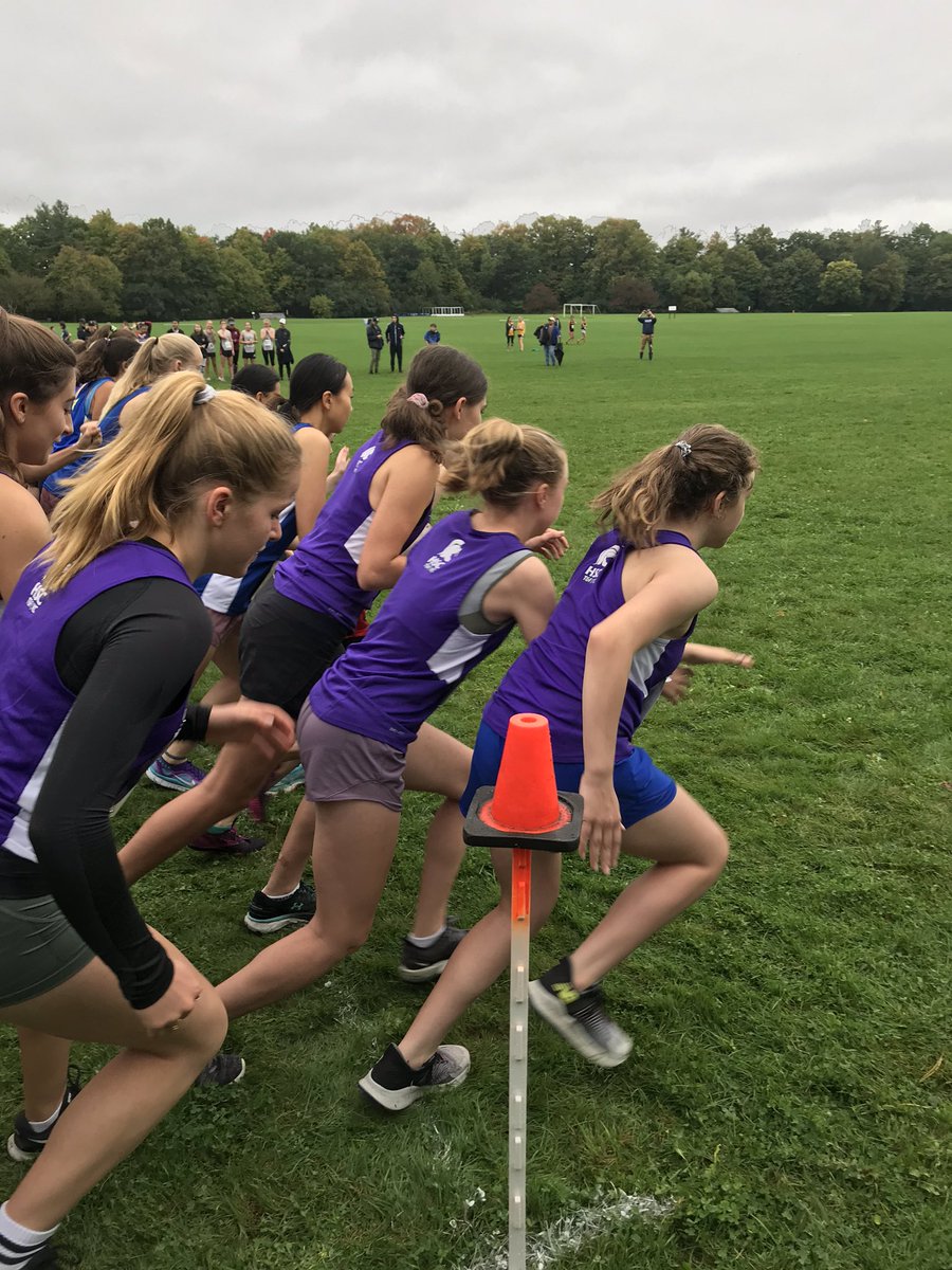 mrpuri106's tweet photo. Novice/Junior girls are off at Sunnybrook XC! @HillStrath #hscxc https://t.co/kYzZ6KS3o2
