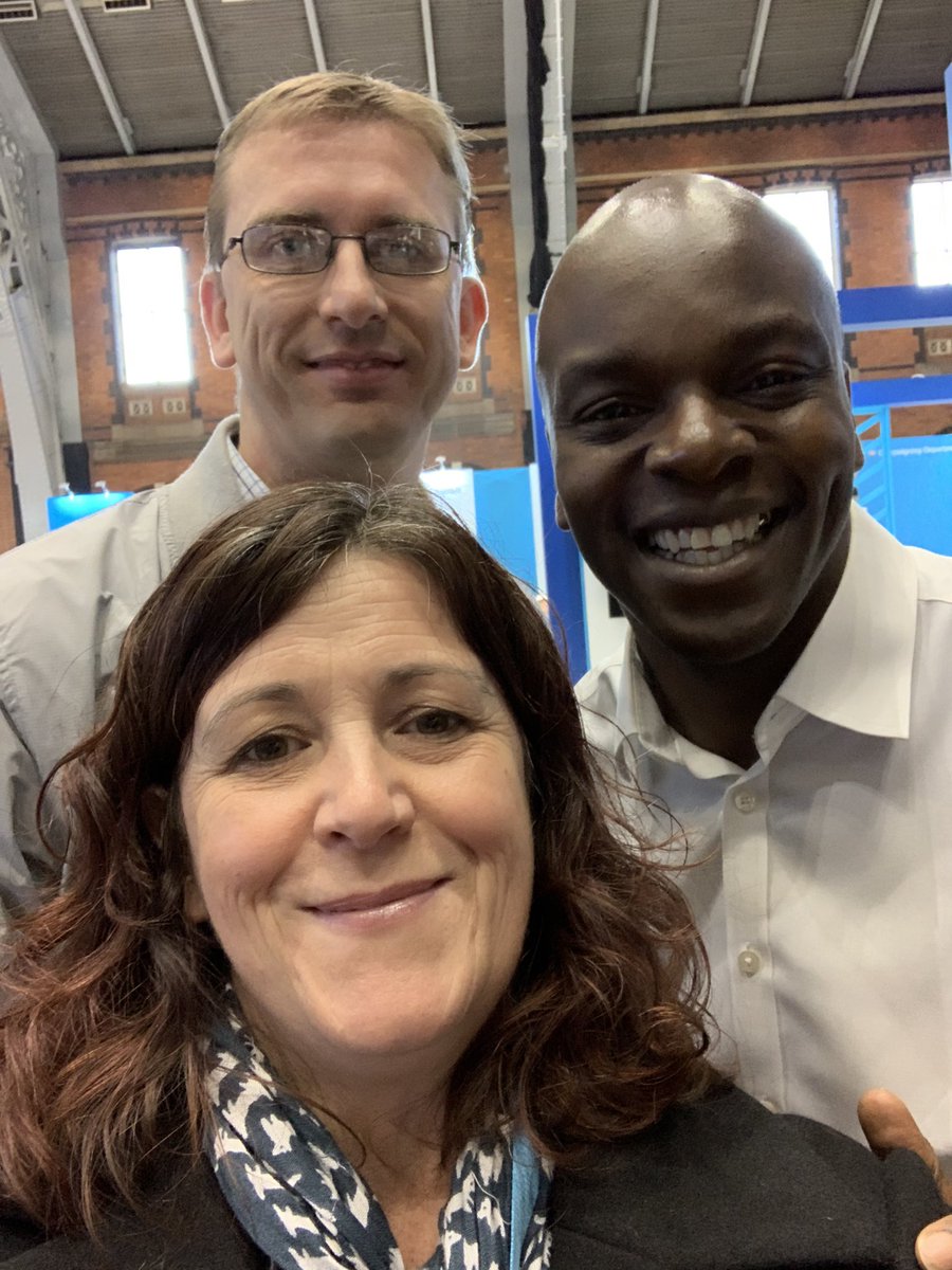 Lovely to meet <a href="/ShaunBaileyUK/">Shaun Bailey</a> this morning as we were stood queuing up to see #ThePeoplesPrimeMinister   

All the very best to you in your campaigning to become the next London Mayor. Best man for the job 🙌🏻🙌🏻🙌🏻 #CPC2019