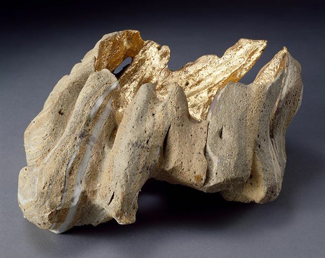 CAMLab5's tweet image. We’re so excited to host artist Brad Miller this month! On October 25, he will be appearing on a panel on contemporary ceramics in conjunction with our exhibit “Fire Dream: Zhao Meng and the Reinvention of the Clay Medium” Check out his work at @bradmill… ift.tt/2nSHGyH