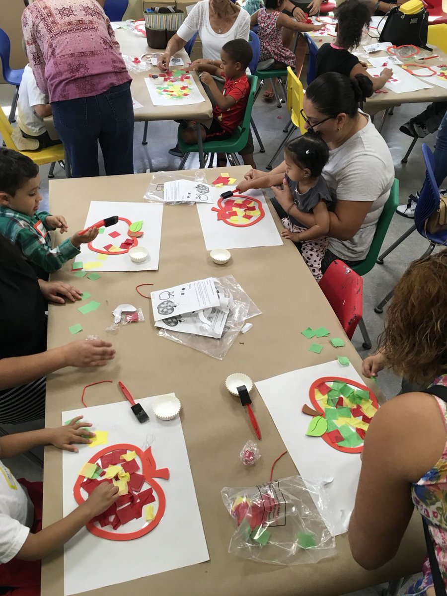 brenlibny's tweet photo. Photos from todayโs โApples, Apples, Applesโ program. Kids read some stories and danced to some songs, as well as made two apple themed crafts! Check out their creativity!!! #fallcrafts #apples #applecrafts #fallcraftsforkids #diyfallcrafts #brentwoodpubliclibrary #brenlibny https://t.co/7szhpOAJOP