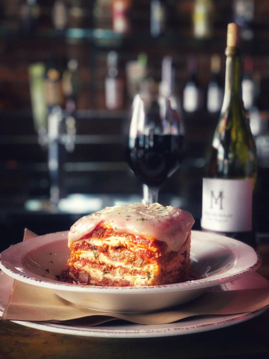 7 layers of cheese, sauce and al dente pasta is exactly what you need for mid week #datenight 
Cheers to being halfway through!
