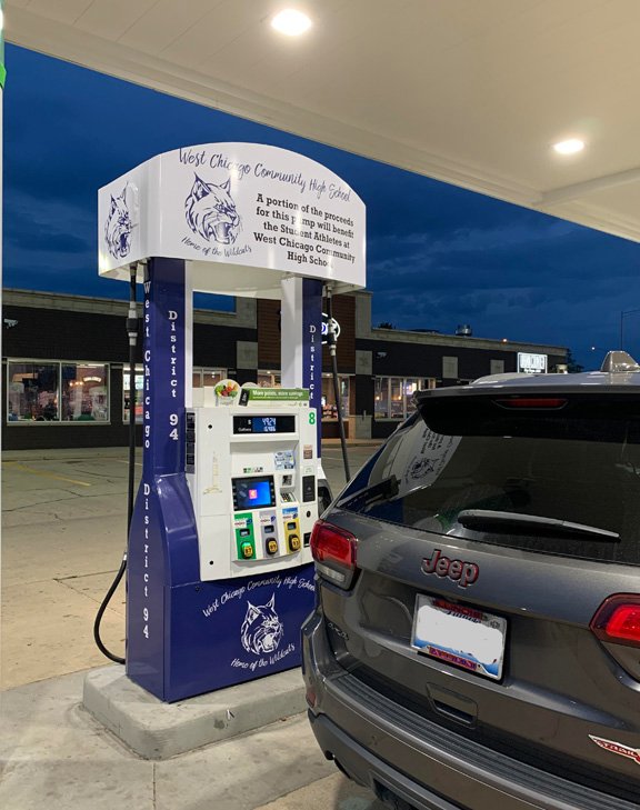 Retweet! The Wildcat Spirit Pump is at the BP Pride Store gas station at North Ave. and Rt. 59, W. Chicago. When you fill your tank from Oct. 1 - Jan. 1, the WCCHS Athletic Dept. receives 3 cents per gallon purchased. Proceeds will revamp athletic spaces and support our athletes.