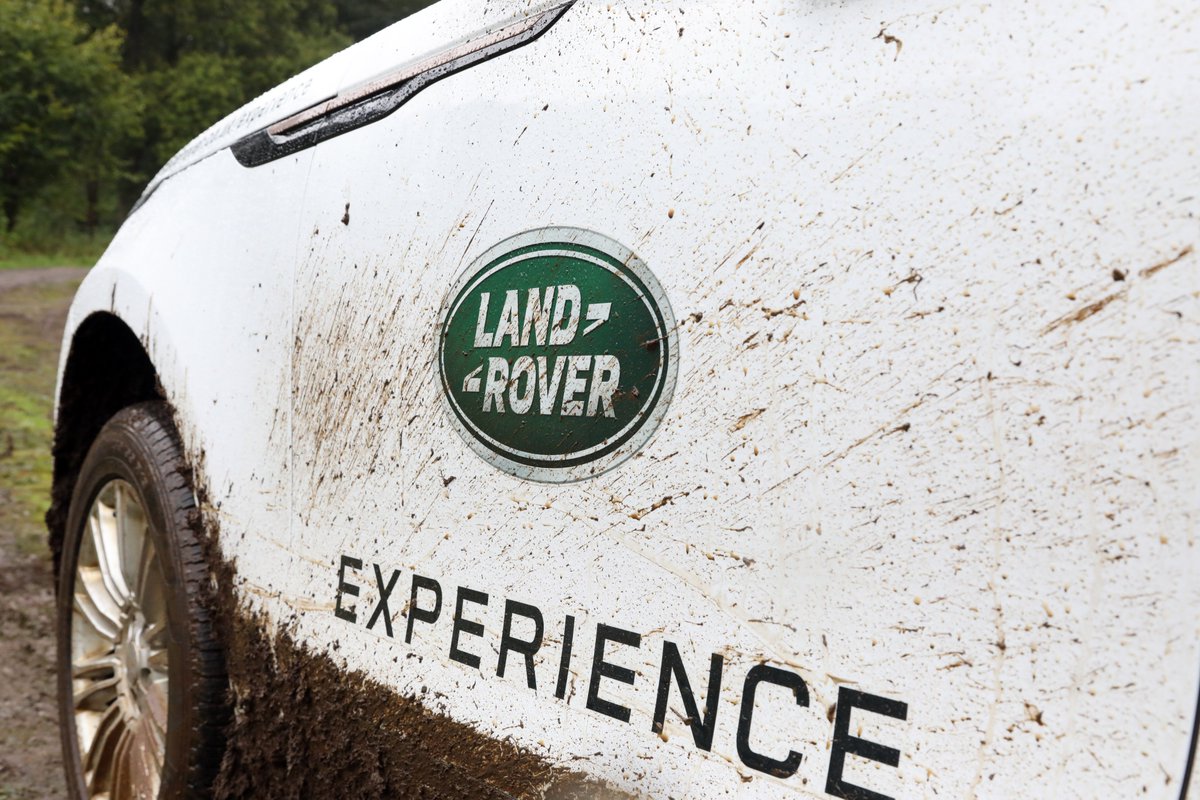 LR_Belfast's tweet photo. Many thanks to @Larchfield for hosting our @LandRover #Experience day!  Our guests had a fantastic time putting their driving skills to the test in a once in a life time off road challenge.  Thanks to all our customers who took part, we're looking foward to the next one already! https://t.co/ytTRjYaKPF