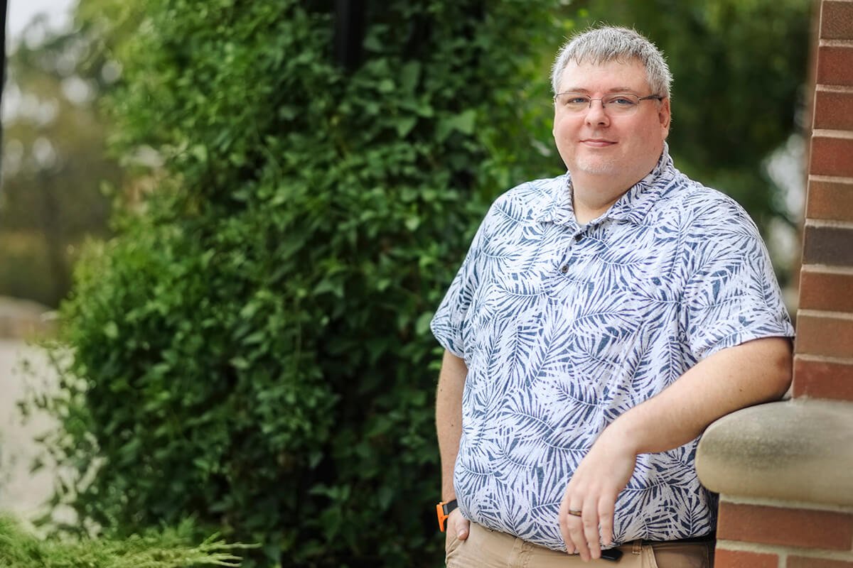 pucvm's tweet photo. Jeremy Wampler, pharmacy technician #PurdueVetMed was recently interviewed his new role as the chairman of the Purdue University Clerical & Service Staff Advisory Committee (CSSAC)!
#PVM60 #vetLife @LifeAtPurdue
Read more at https://t.co/1HUzE7Ww5S https://t.co/k9QAmvBjK3