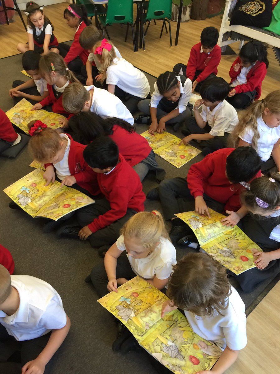 HJAMrHughes's tweet image. 2DH loved finally being able to see what happened to the old man’s forest today! We spent lots of time exploring the setting and then started to collect vocabulary to describe it. #NovelStudy #TinForest #SettingDescription #Excited