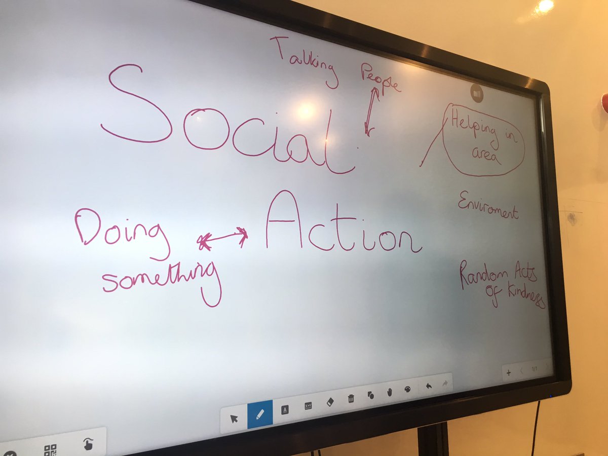 UFTC_HUFC's tweet photo. Some great ideas from Pupils Voice at @StHildsSchool in our first #iwill session @VMFStartLocally https://t.co/9EgNloCfyu