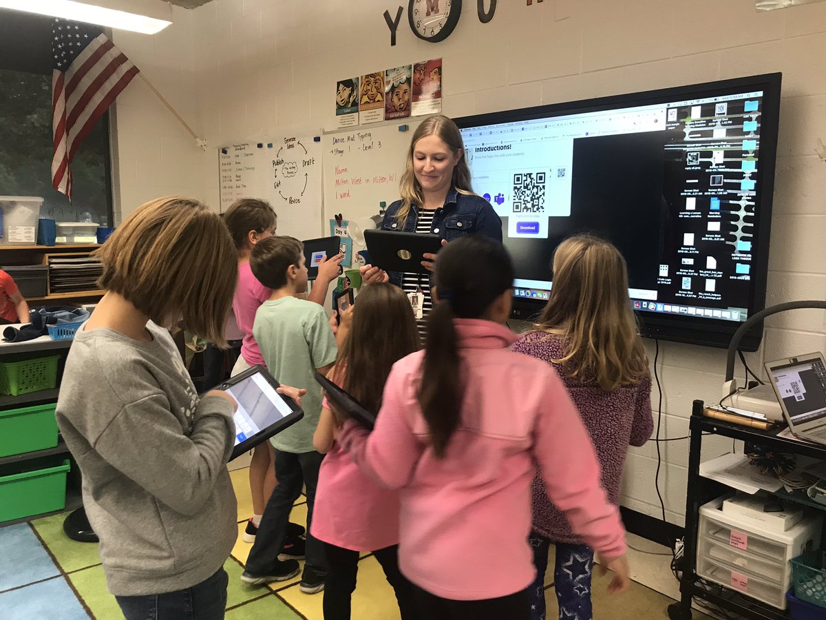 NordingLMS's tweet photo. Students in @DoxeyGrade3 at @gomiltonwest just created their first video for the #GRAStella using @Flipgrid! They cannot wait to connect with the other classrooms. #miltonpride @SchDistofMilton https://t.co/nDxCHggCff