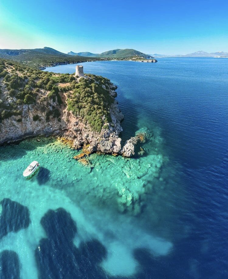 📍Torre del Bollo.💎
•
•
📸 Mimmomandrone.