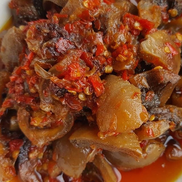 ThemarketW's tweet photo. Ponmo😍

Ponmoalatasuwesuwe

Ponmo lovers,  Place your order

#foodie #fruits #food #ponmo #ponmoijebu #market #wivesandmothers #naija #lagosmarketwoman #ladies #ponmolovers #WednesdayWisdom #October1st #NigeriaAt59 #IndependenceDay #WednesdayThoughts https://t.co/JspB8F8ePa