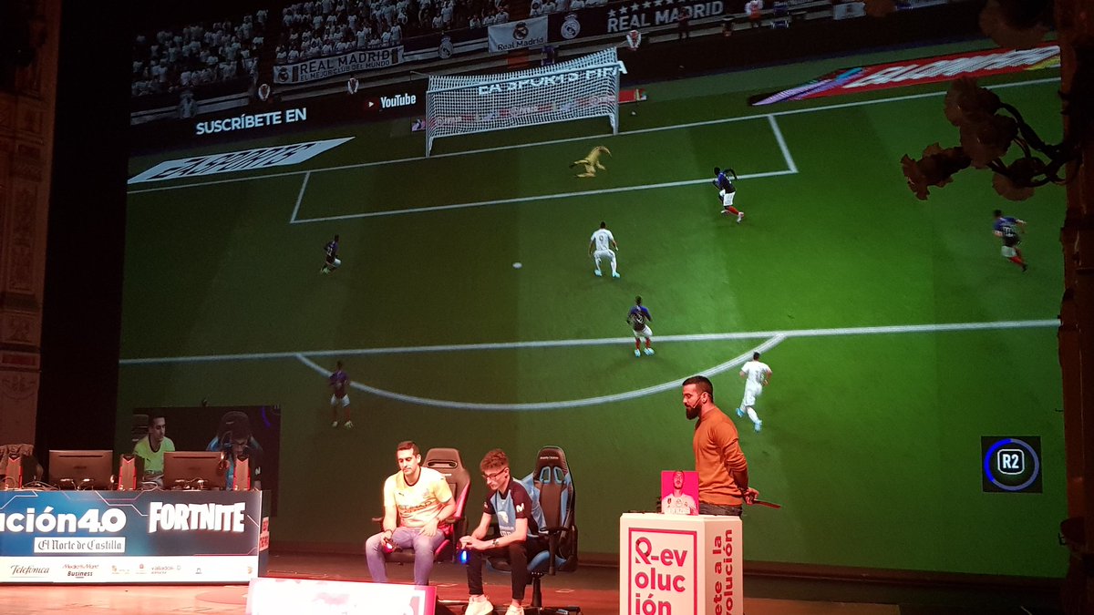 E-volución tweet media